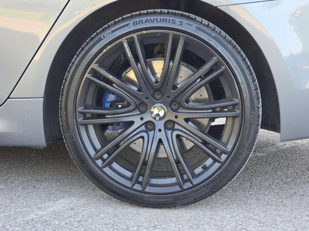 BMW 530, 3.0 l., Седан