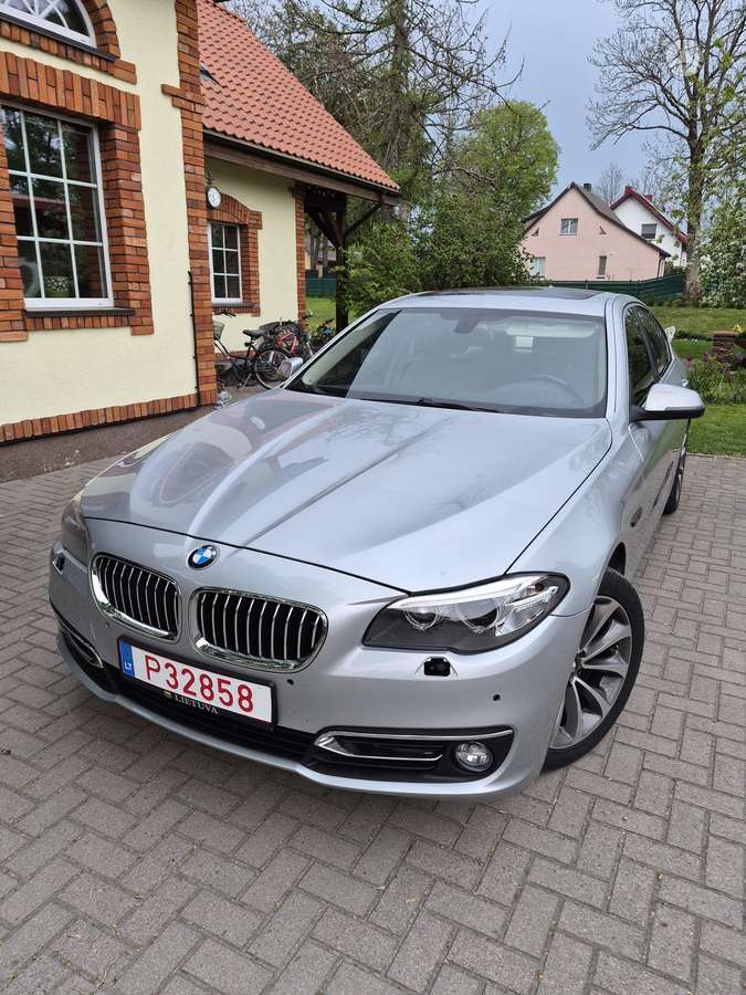 BMW 528, 2.0 l., Седан