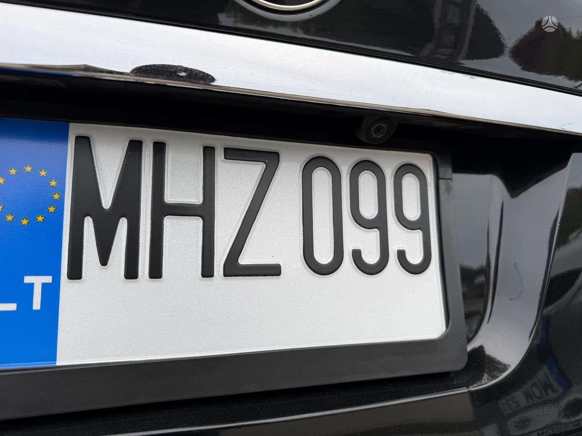 BMW 740, 3.0 l., Седан