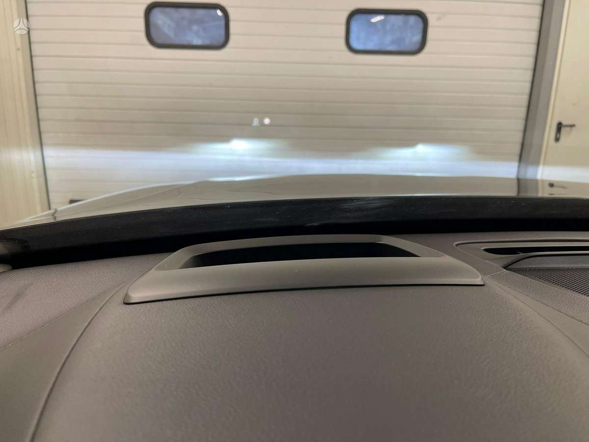 Volvo XC90 - 10
