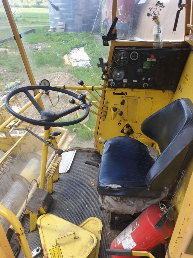 New Holland 8030, тракторы