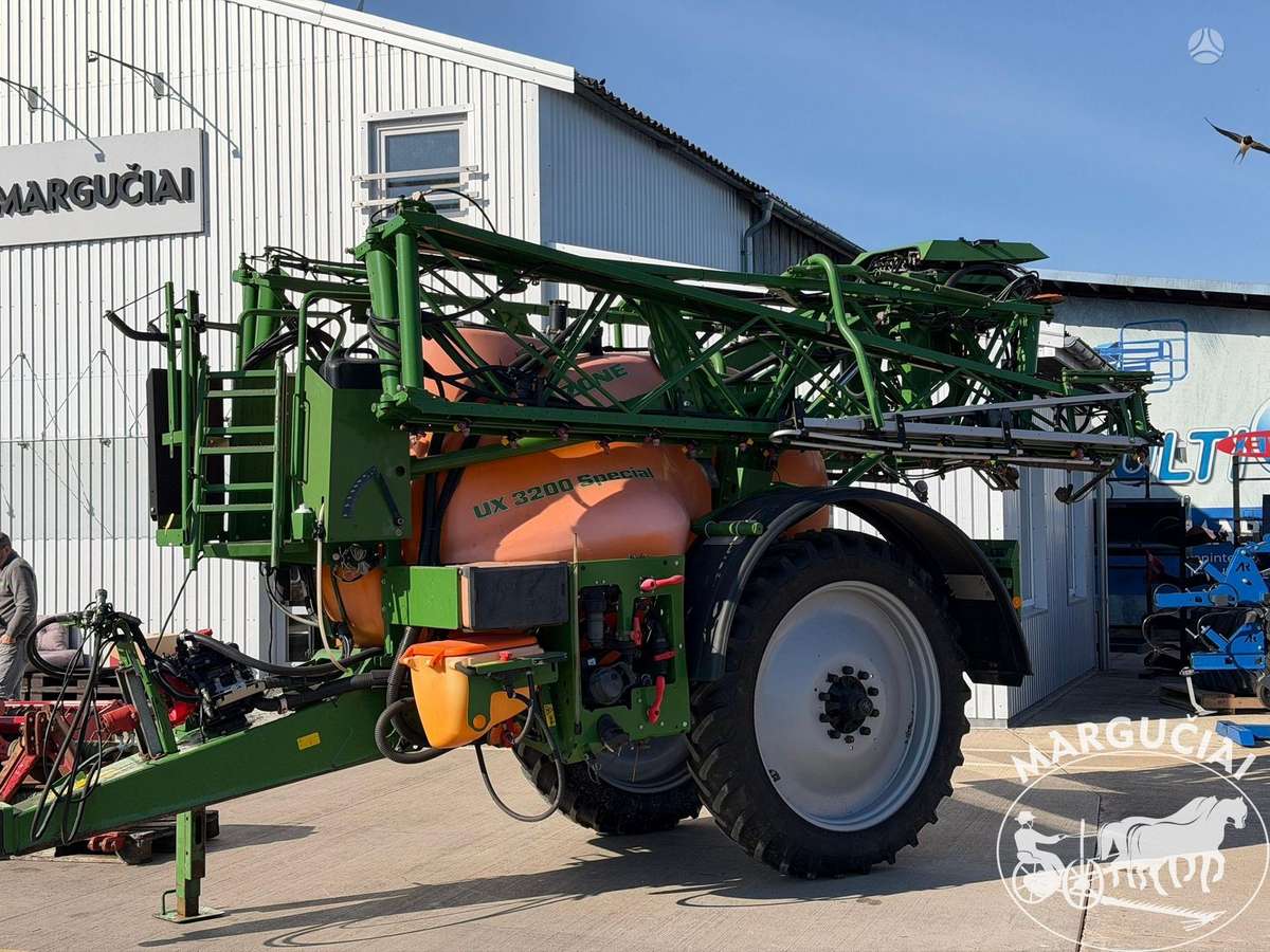 Amazone UX 3200 Special, 3200 ltr, 24, sprayers