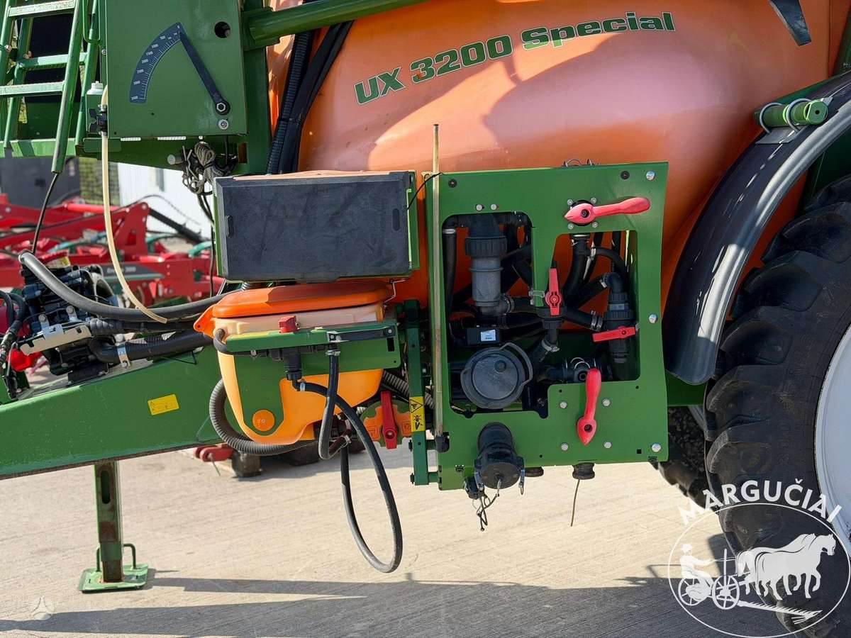 Amazone UX 3200 Special, 3200 ltr, 24, sprayers