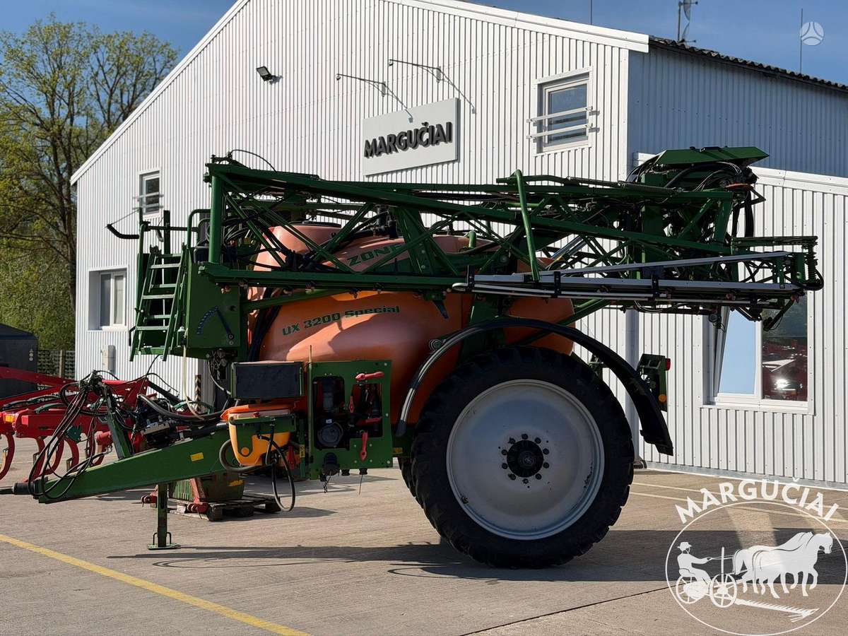 Amazone UX 3200 Special, 3200 ltr, 24, sprayers