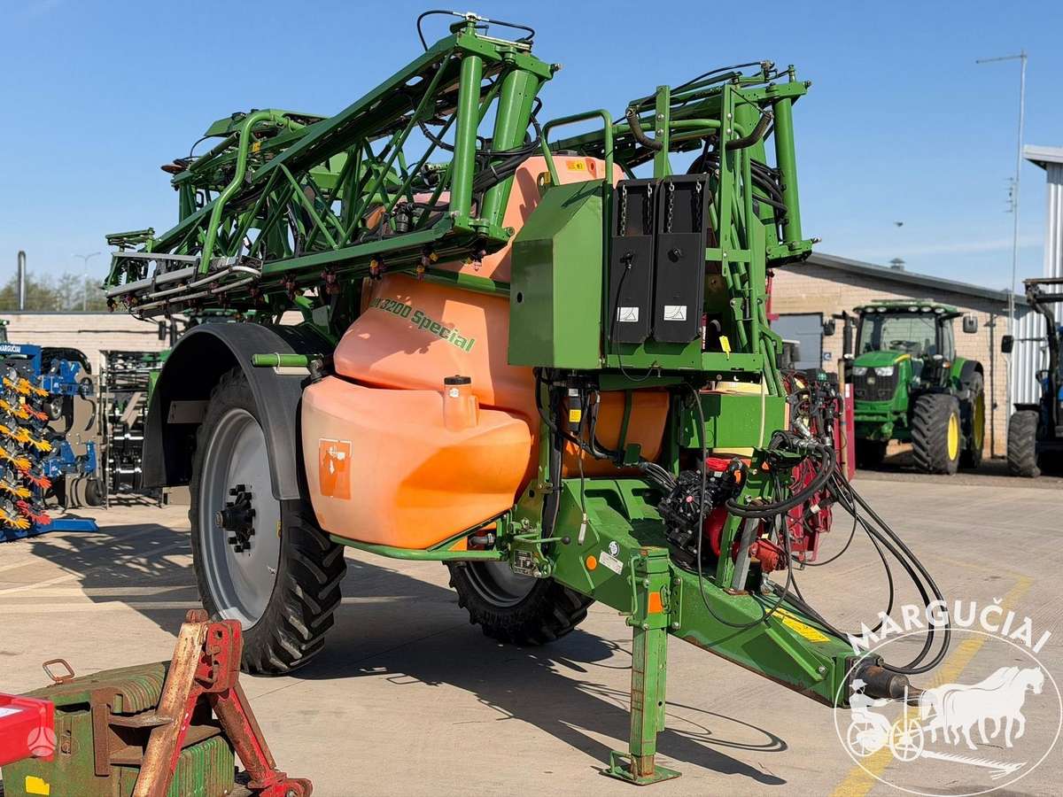 Amazone UX 3200 Special, 3200 ltr, 24, sprayers