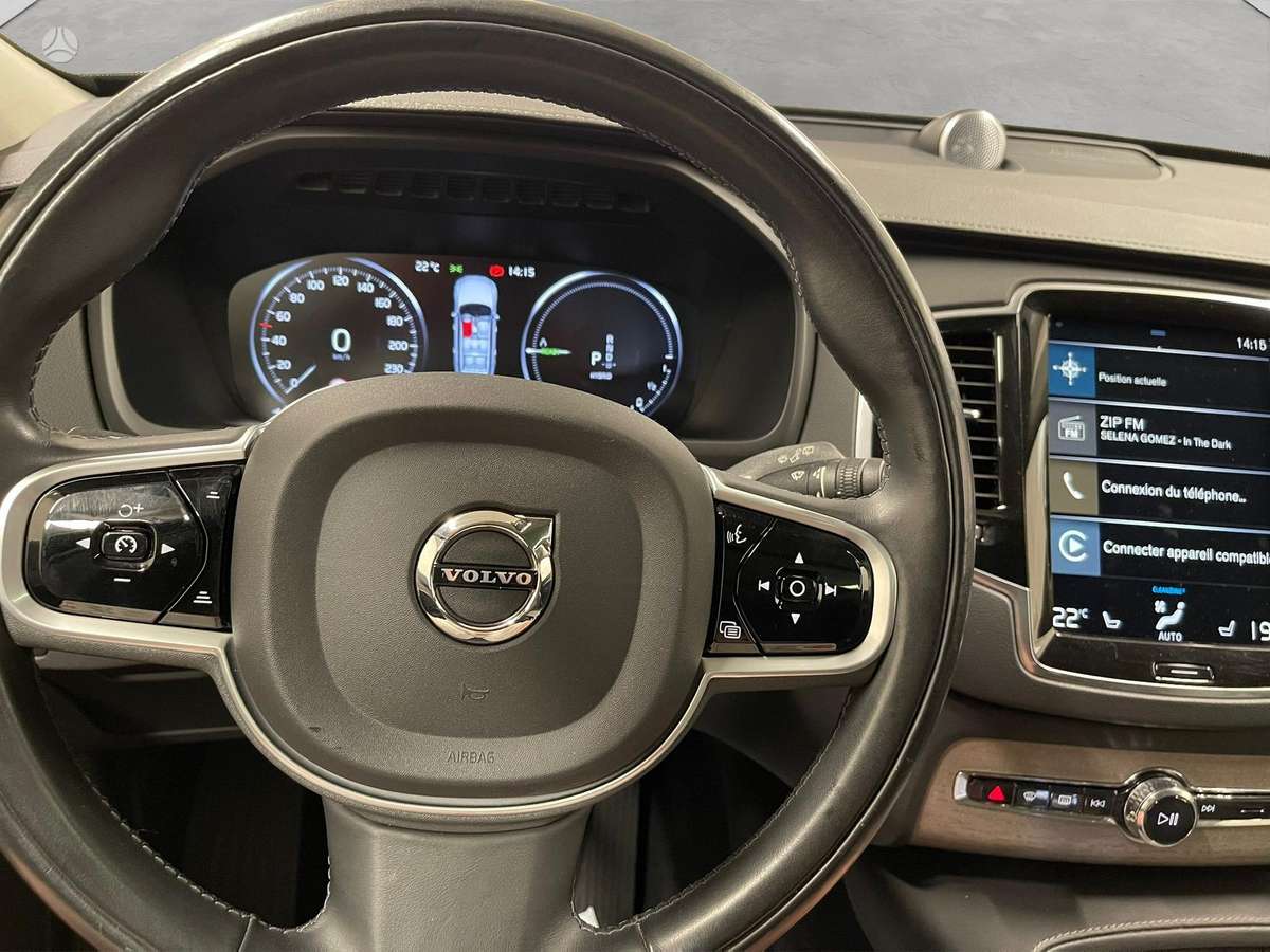 Volvo XC90 - 9