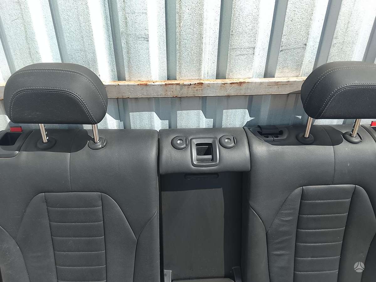 BMW X3 обивка дверей, сиденья