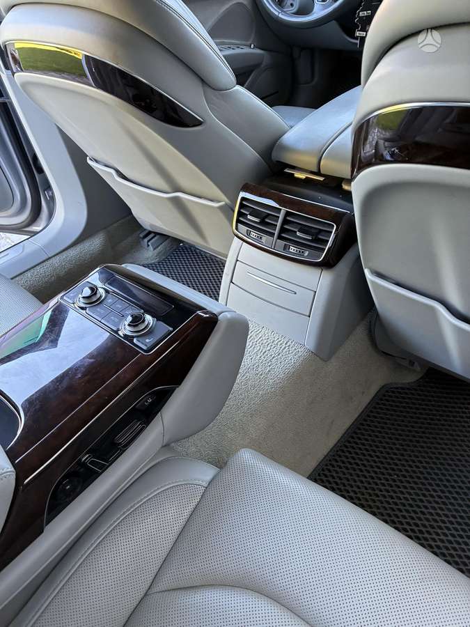 Audi A8 L, 3.0 l., Лимузин