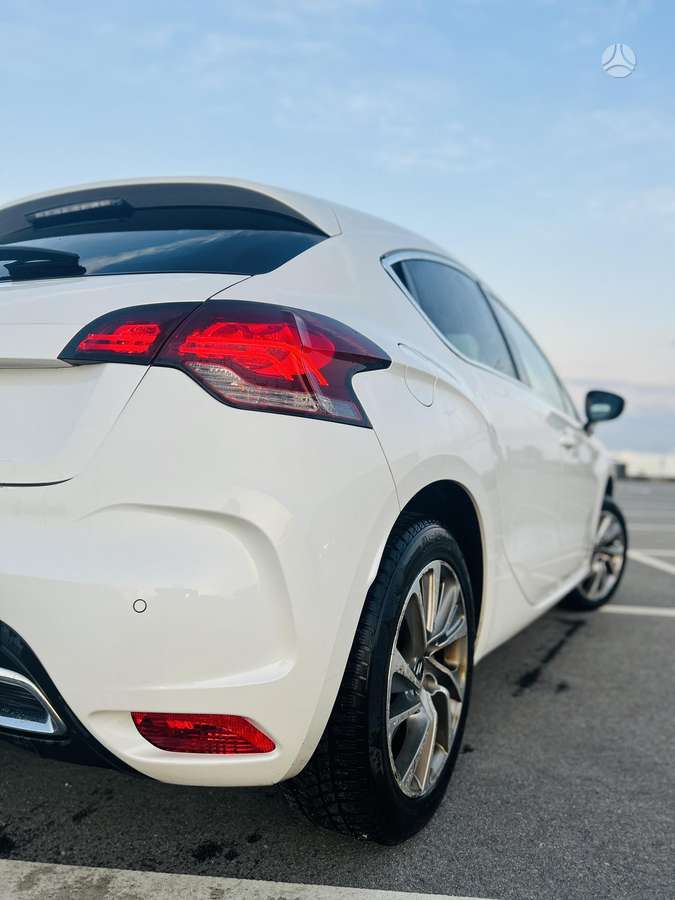 Citroen DS4, 2.0 l., Хэтчбек