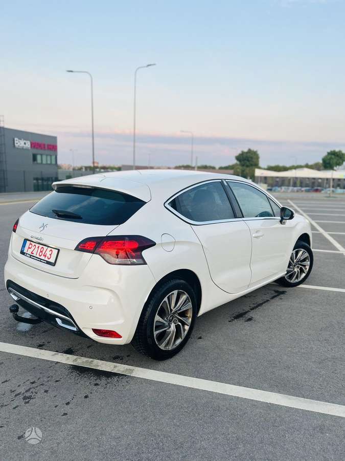 Citroen DS4, 2.0 l., Хэтчбек
