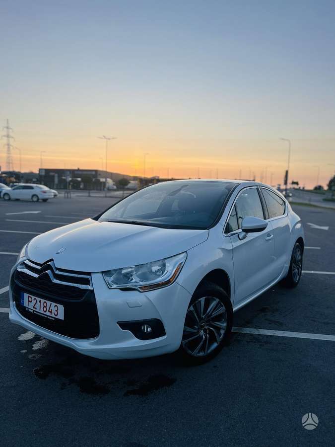 Citroen DS4, 2.0 l., hatchback