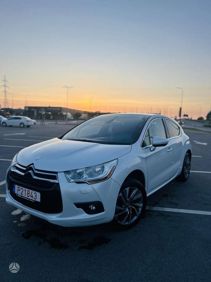 Citroen DS4, 2.0 l., Хэтчбек