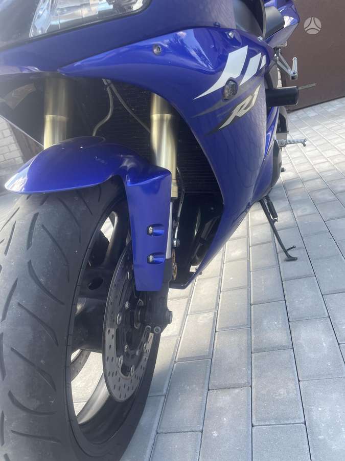 Yamaha R1 1000cc, superbikes
