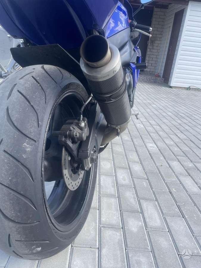 Yamaha R1 1000cc, superbikes