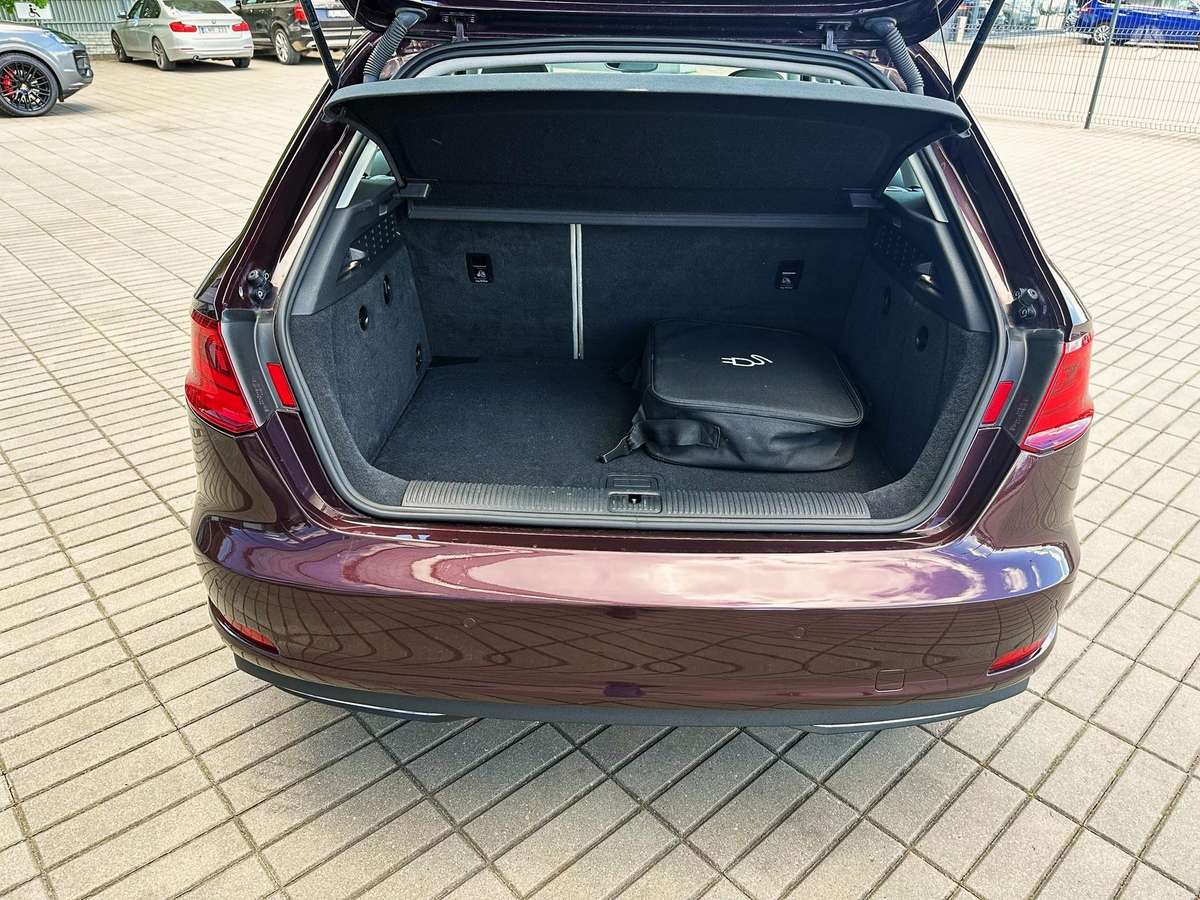 Audi A3, 1.4 l., hatchback