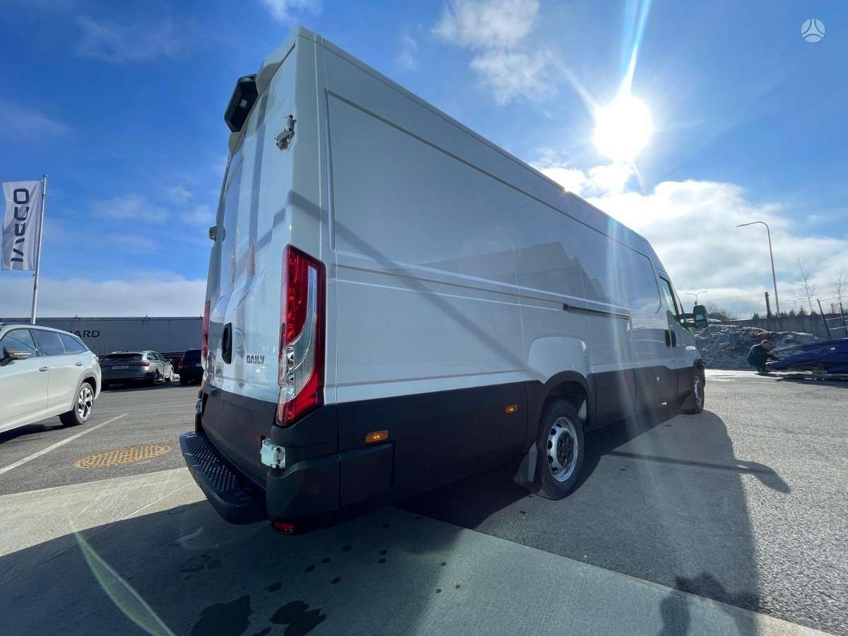 Iveco Daily, cargo van