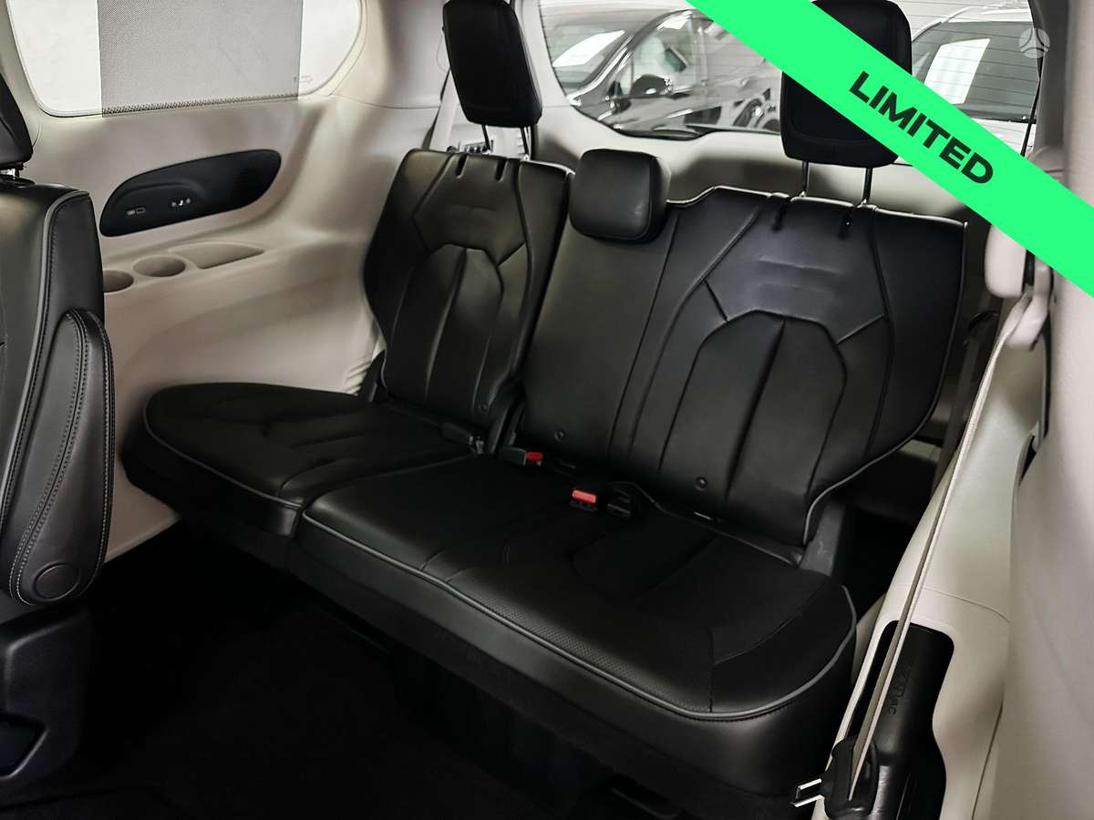Chrysler Pacifica, 3.6 l., Минивэн