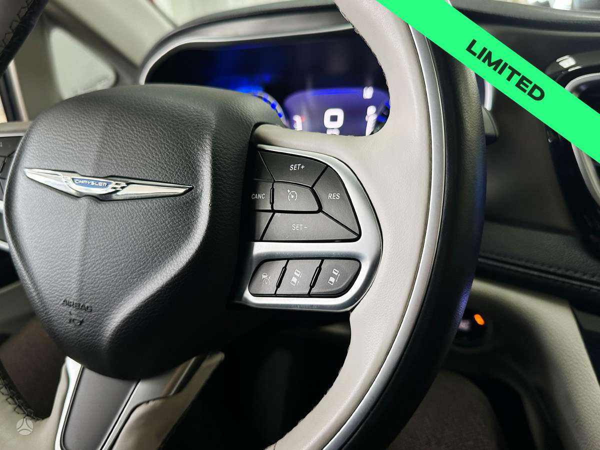 Chrysler Pacifica, 3.6 l., Минивэн