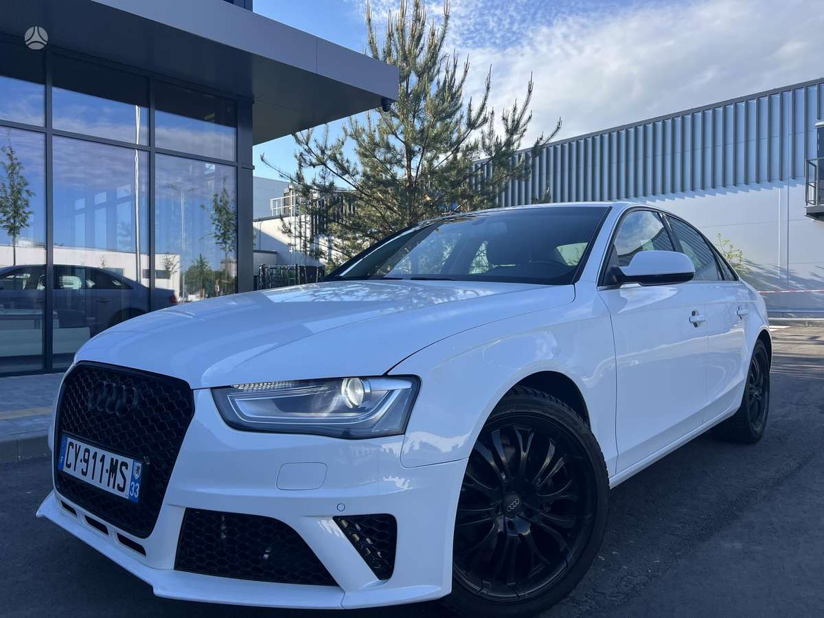Audi A4, 2.0 l., Седан