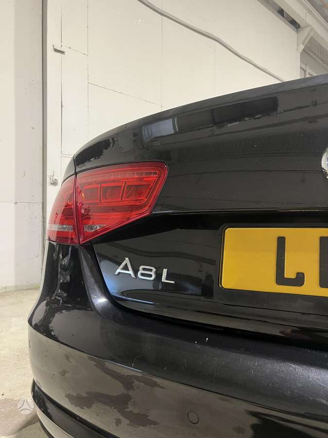 Audi A8 L, 6.3 l., Седан