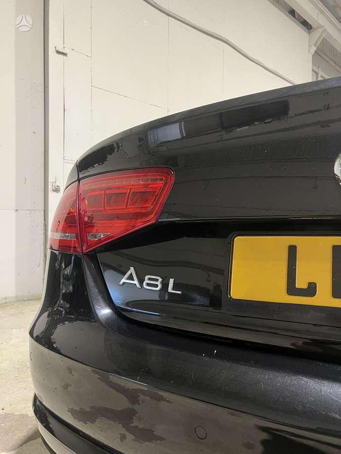 Audi A8 L, 6.3 l., Седан