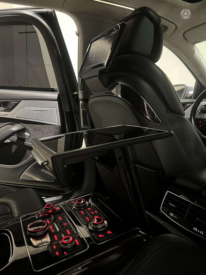 Audi A8 L, 6.3 l., Седан