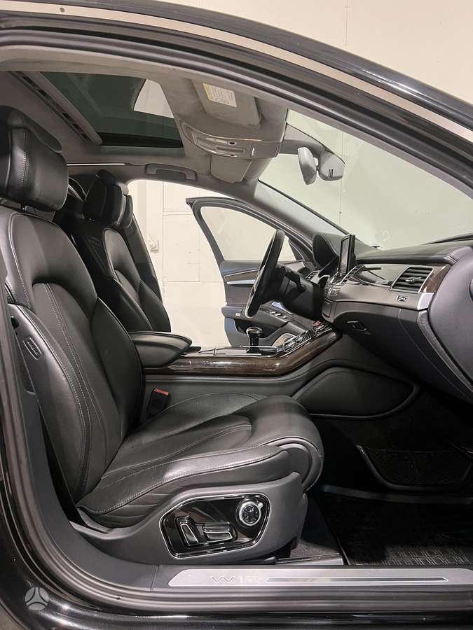 Audi A8 L, 6.3 l., Седан
