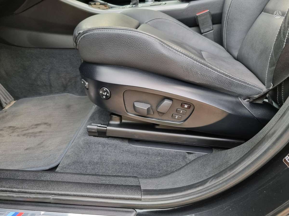 BMW X3, 3.0 l., off-road / crossover
