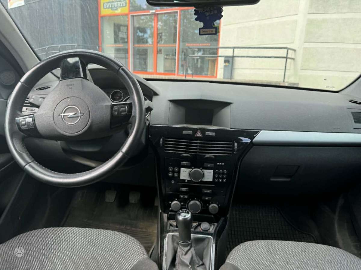 Opel Astra, 1.7 l., Хэтчбек