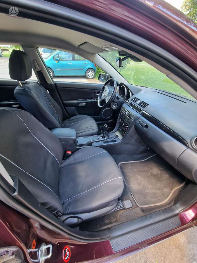 Mazda 3, 1.6 l., hatchback