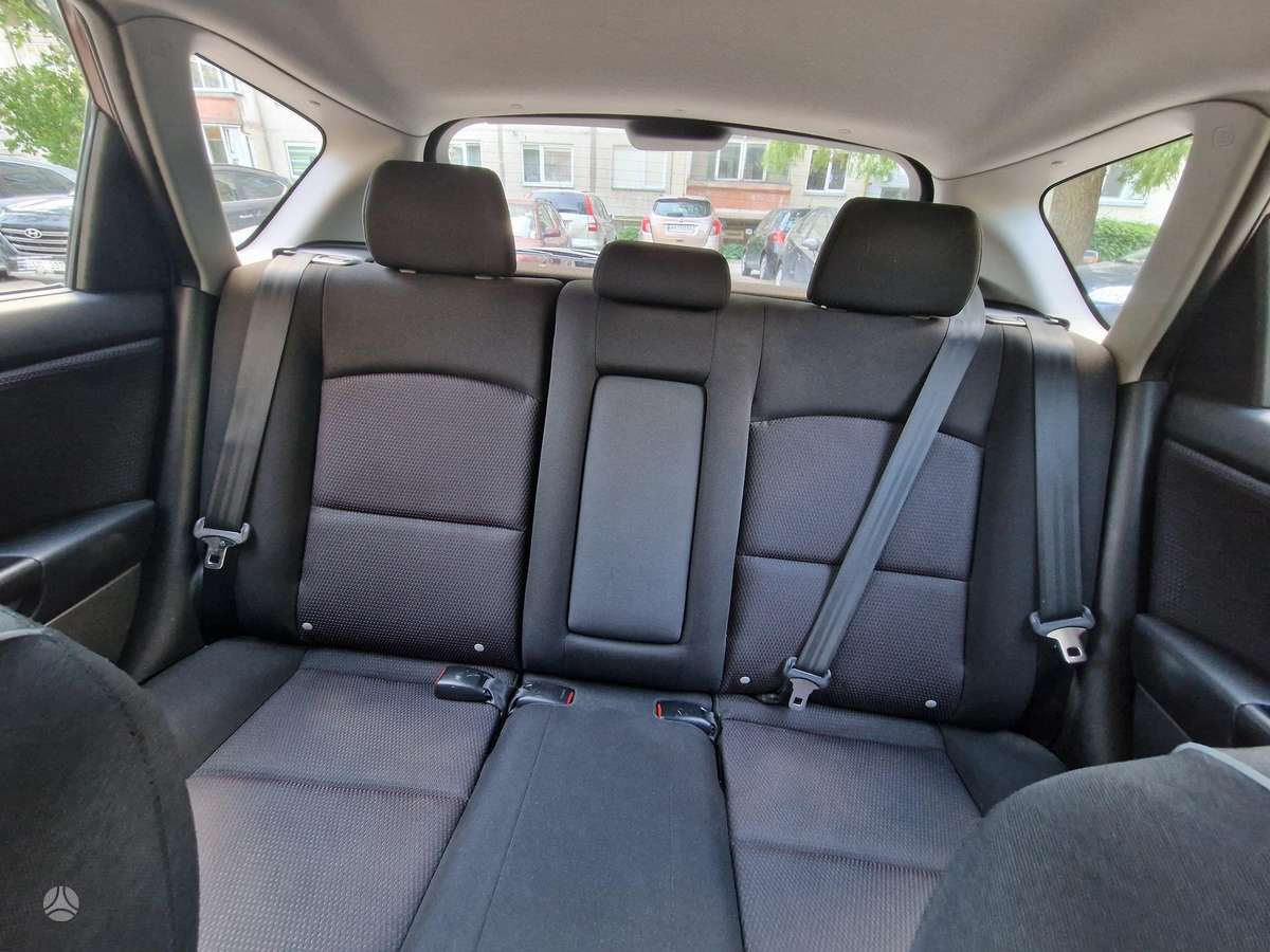 Mazda 3, 1.6 l., hatchback