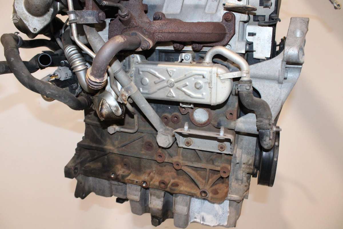 Volkswagen Passat, CFF, двигатель