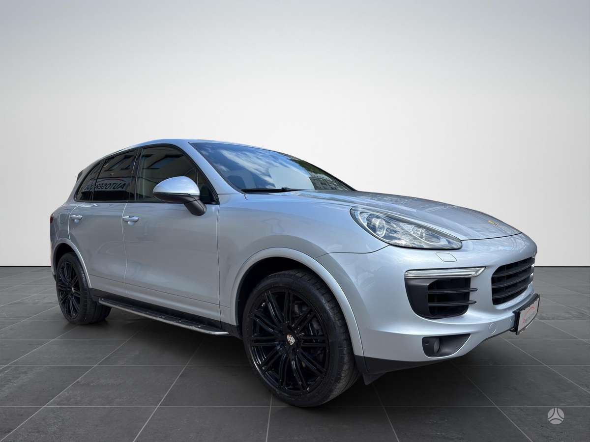 Porsche Cayenne - 8