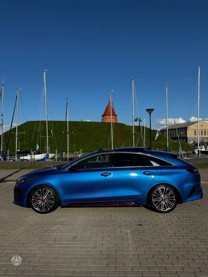 Kia ProCeed, 1.6 l., hatchback