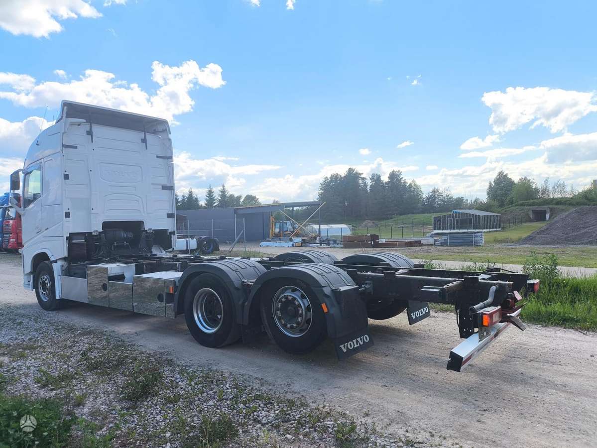 Volvo FH500, шасси