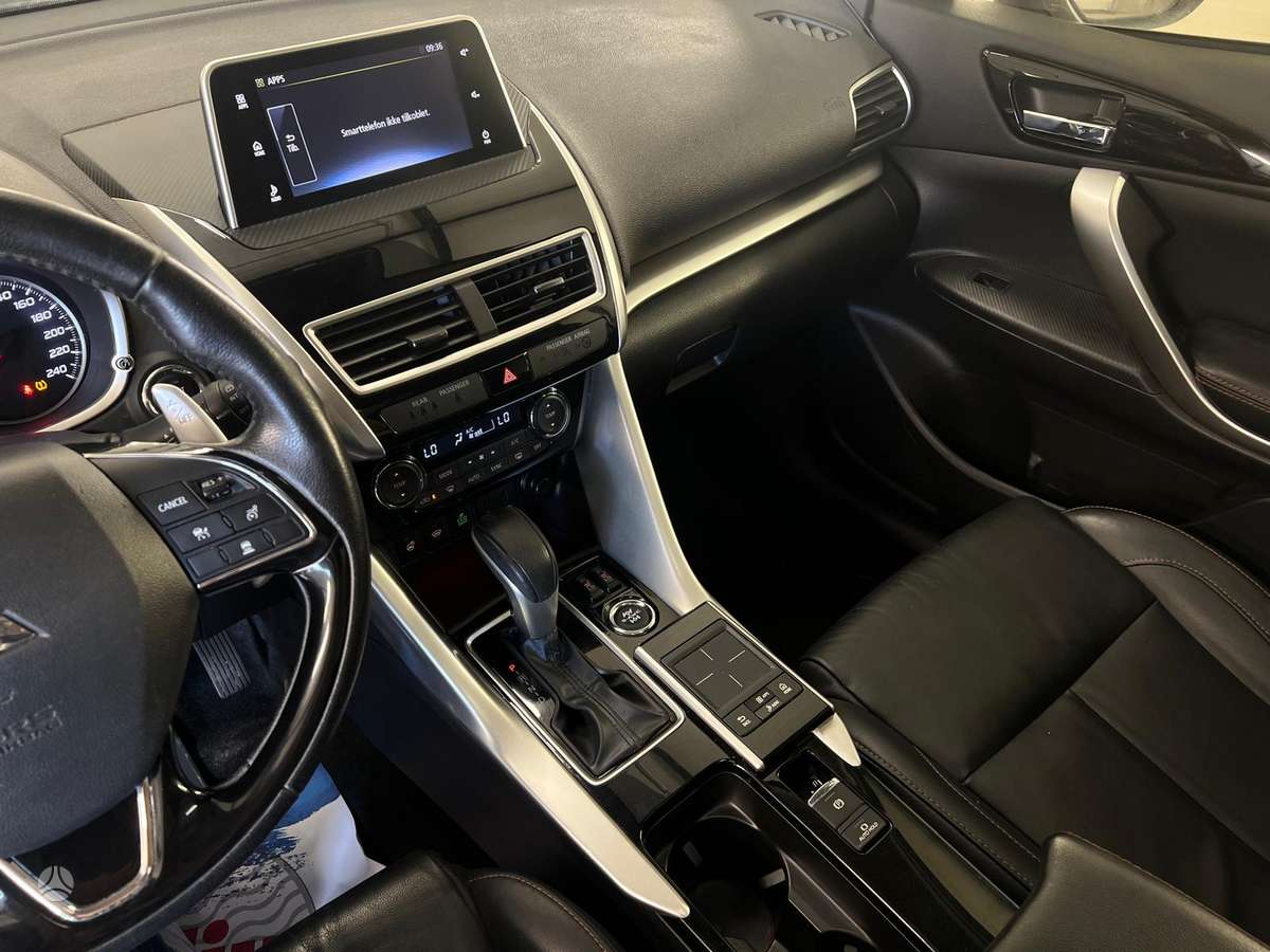 Mitsubishi Eclipse Cross, 1.5 l., Внедорожник / Кроссовер