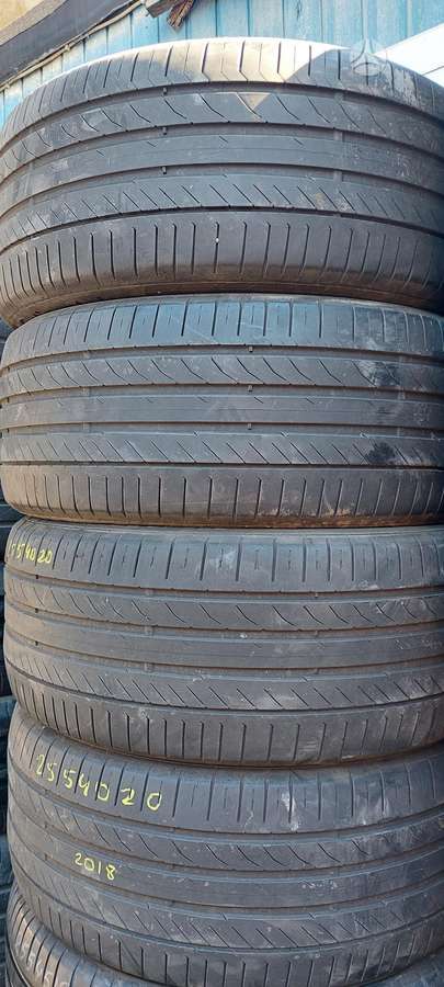 Continental, vasaras 255/40 R20