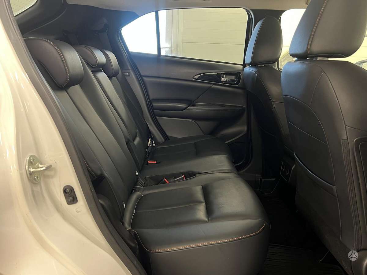 Mitsubishi Eclipse Cross, 1.5 l., Внедорожник / Кроссовер