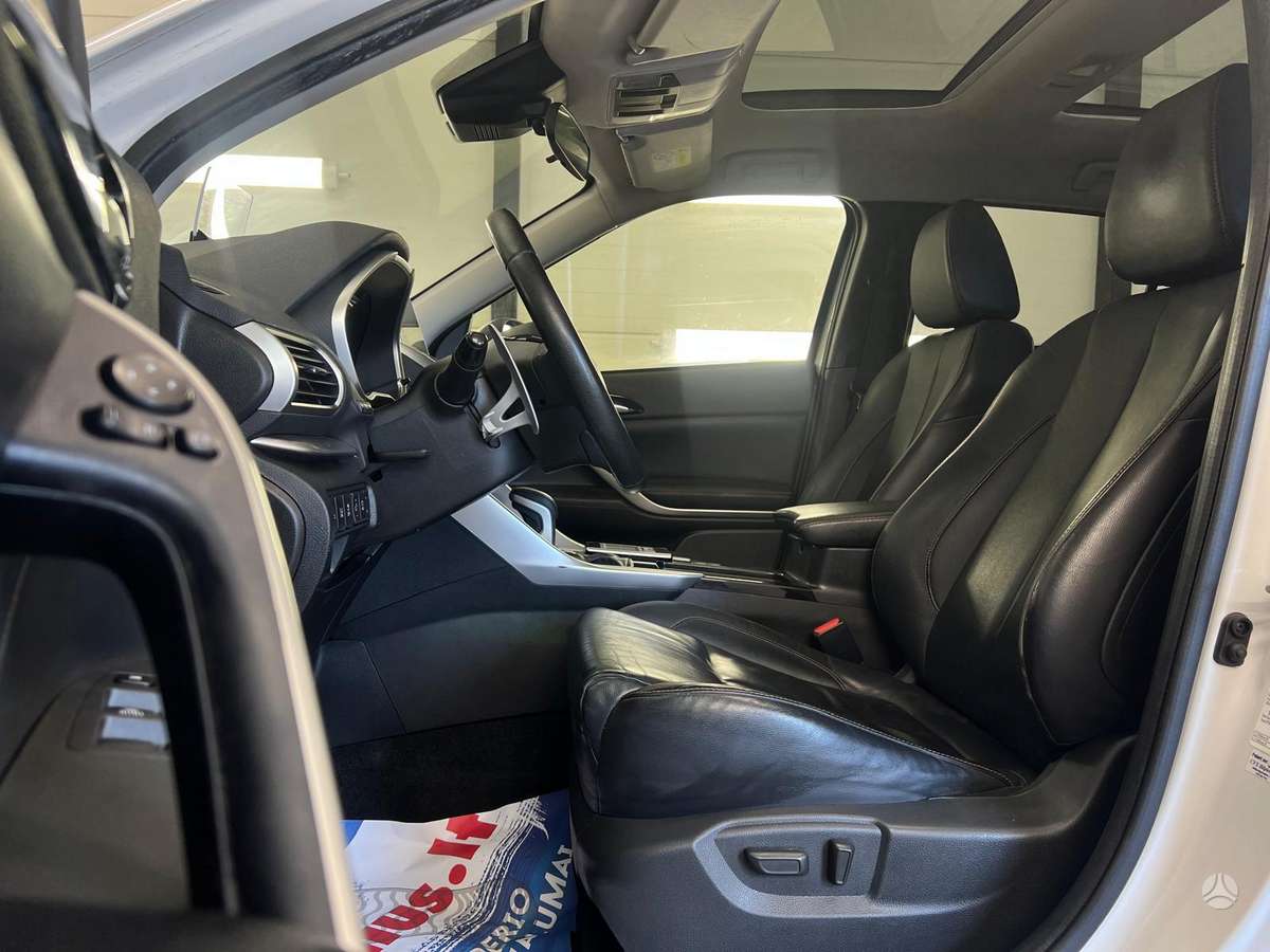 Mitsubishi Eclipse Cross, 1.5 l., Внедорожник / Кроссовер