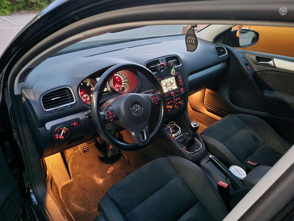 Volkswagen Golf, 2.0 l., hatchback