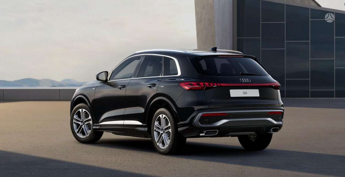 Audi Q5, off-road / crossover