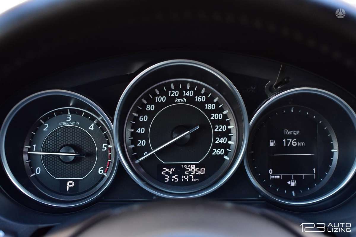 Mazda 6, 2.2 l., universalas