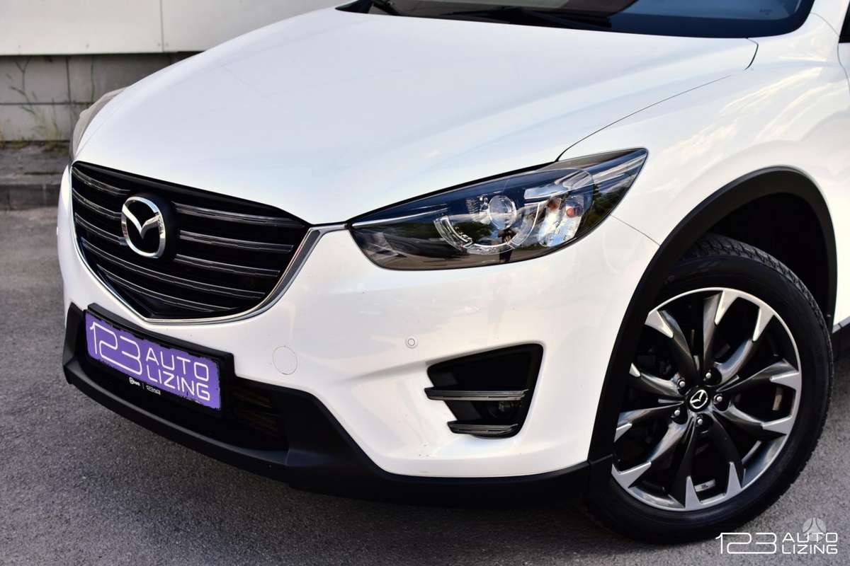 Mazda CX-5, 2.2 l., off-road / crossover