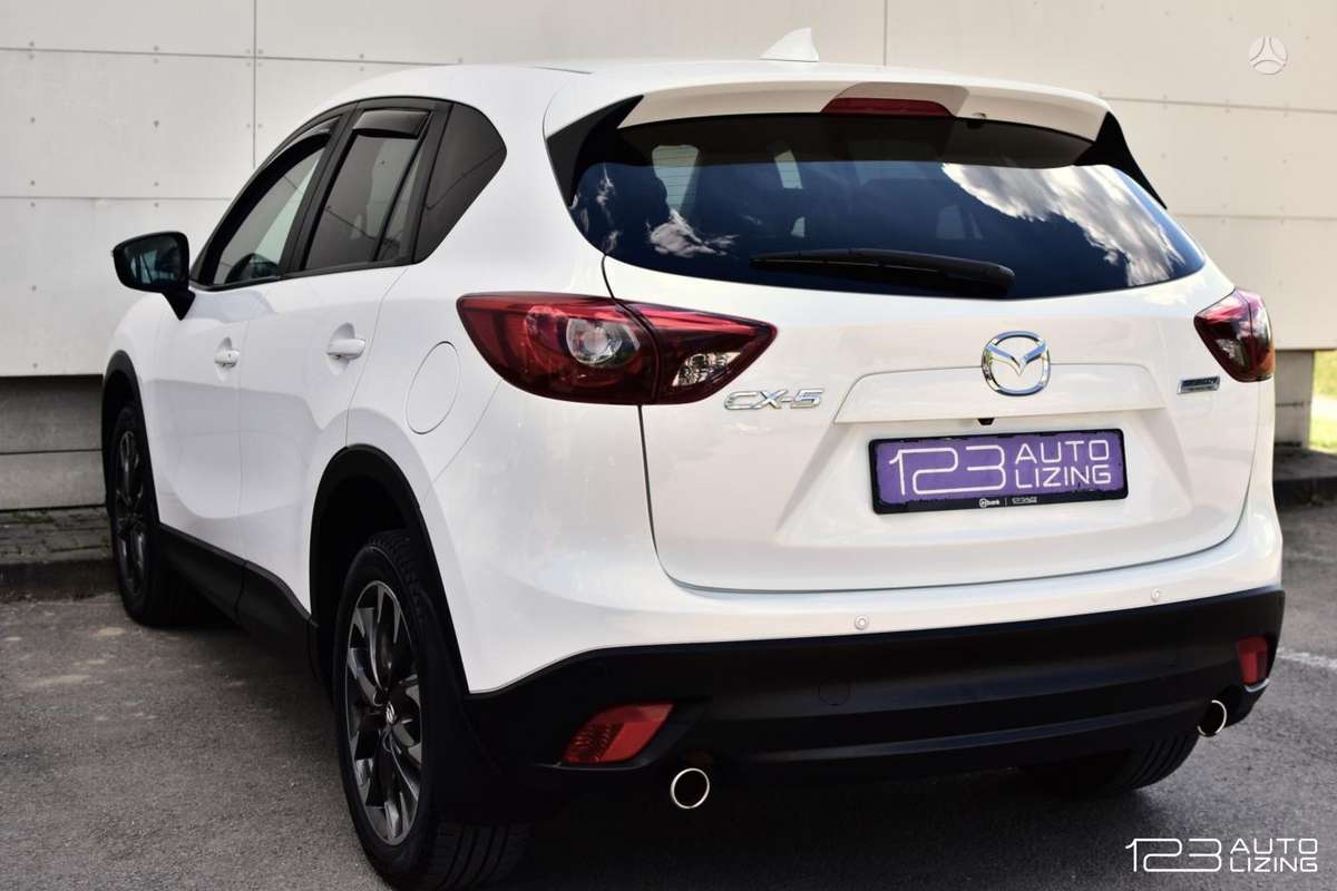 Mazda CX-5, 2.2 l., off-road / crossover