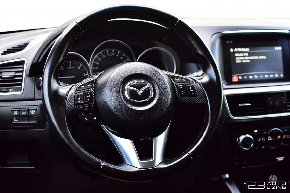 Mazda CX-5, 2.2 l., off-road / crossover