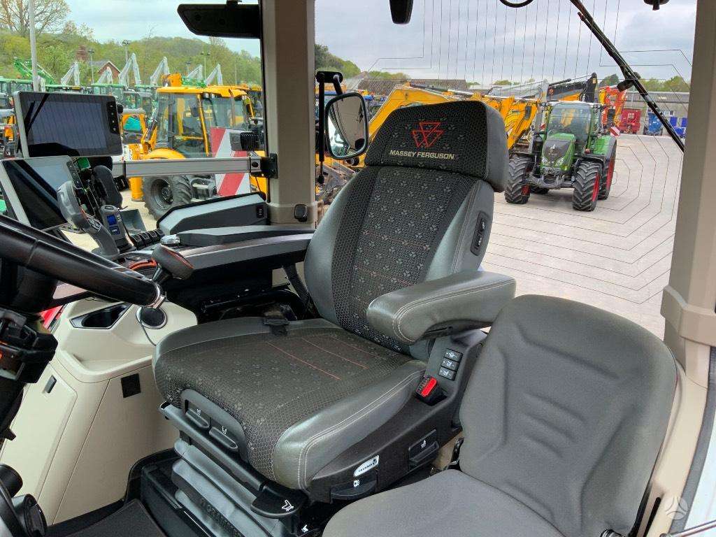 Massey Ferguson 9S.425, тракторы
