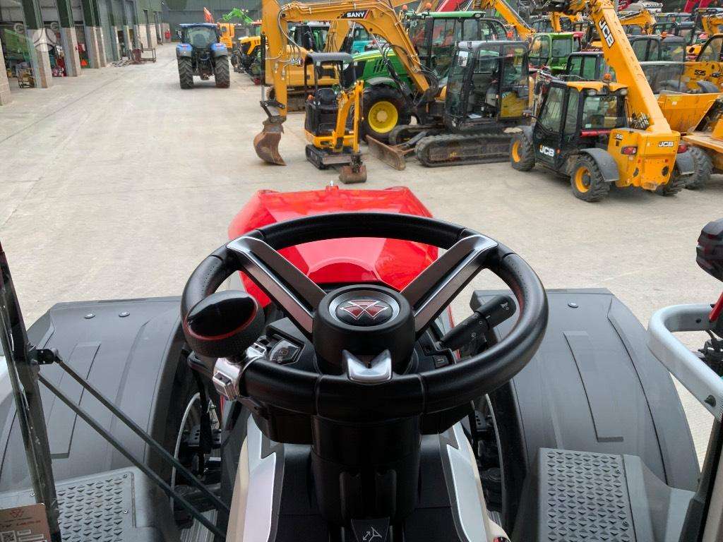Massey Ferguson 9S.425, тракторы