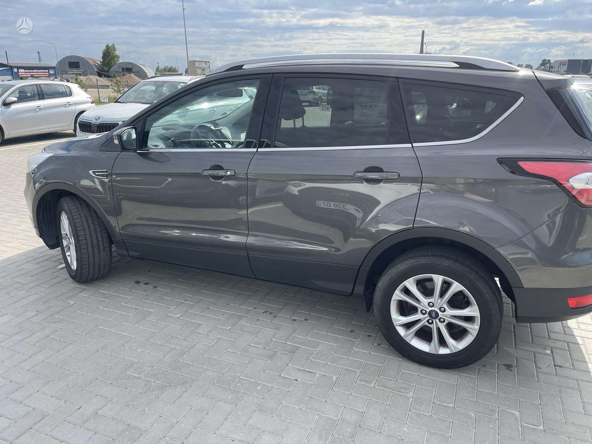 Ford Kuga, 1.5 l., Минивэн