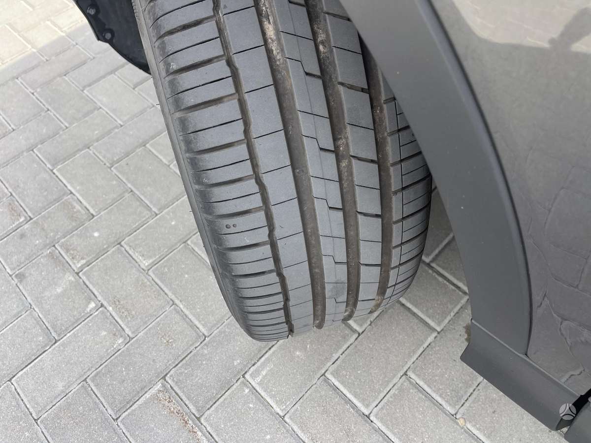 Ford Kuga, 1.5 l., Минивэн