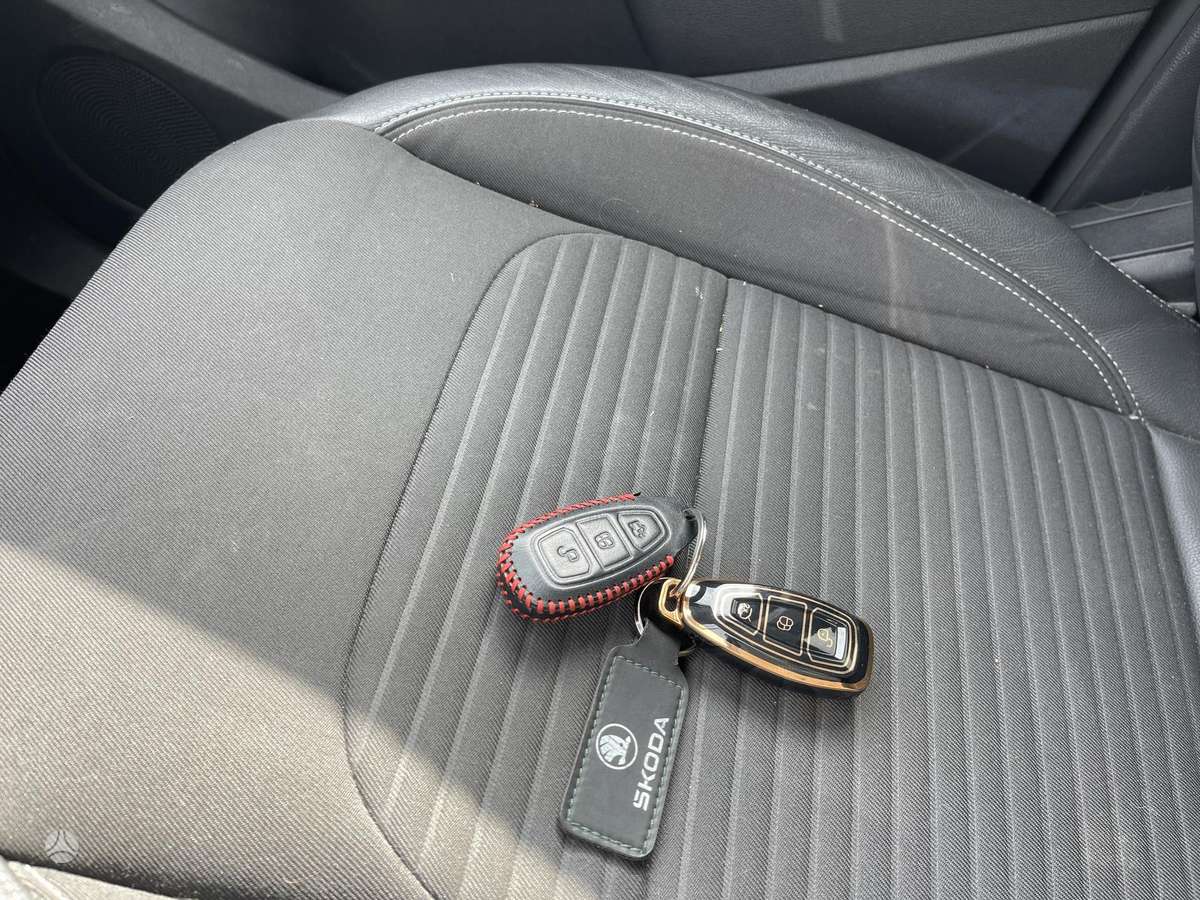 Ford Kuga, 1.5 l., Минивэн